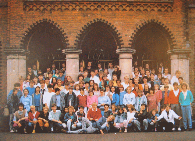 Jahrgangsfoto86.gif (200965 Byte)